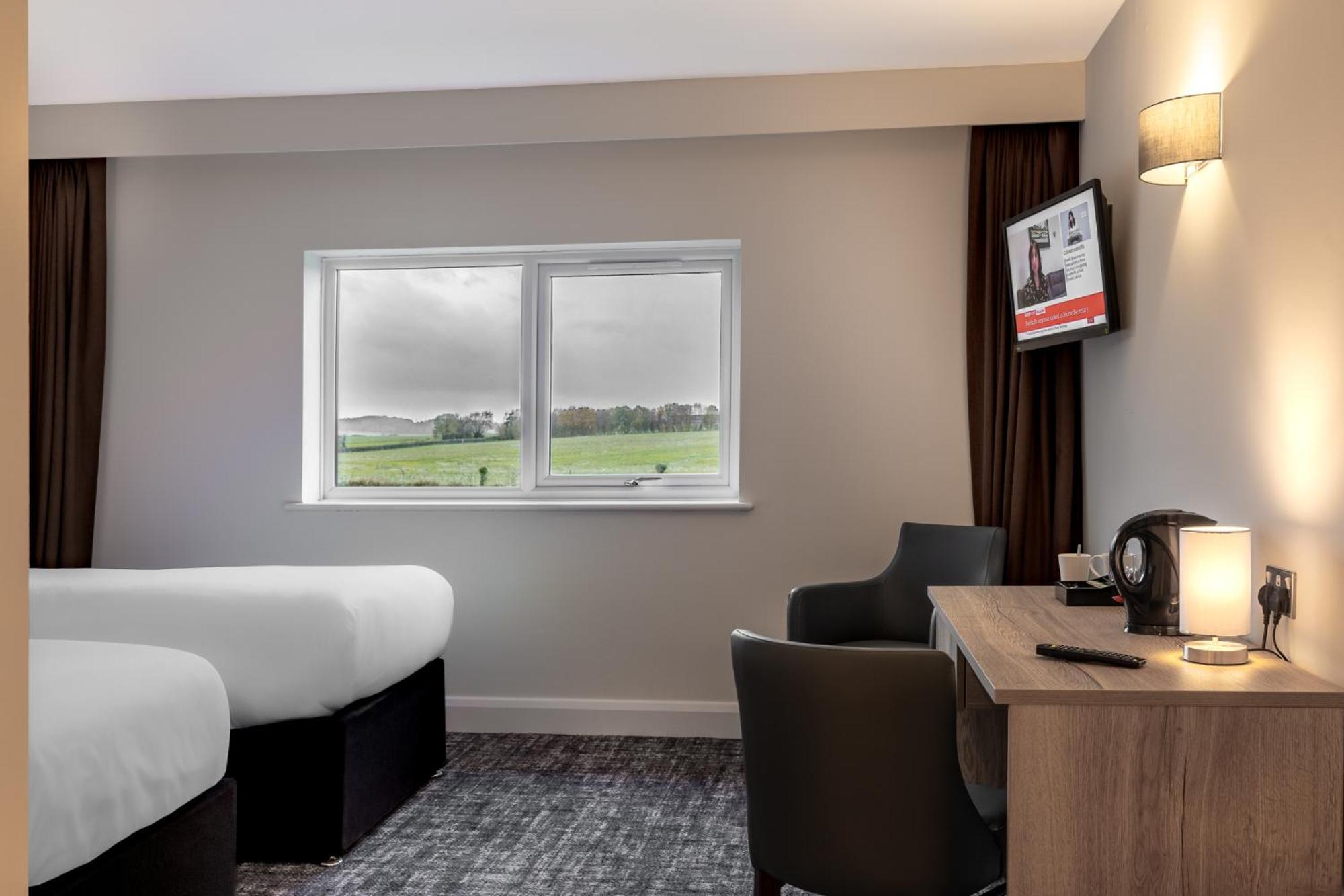 The Stones Hotel Salisbury Eksteriør bilde
